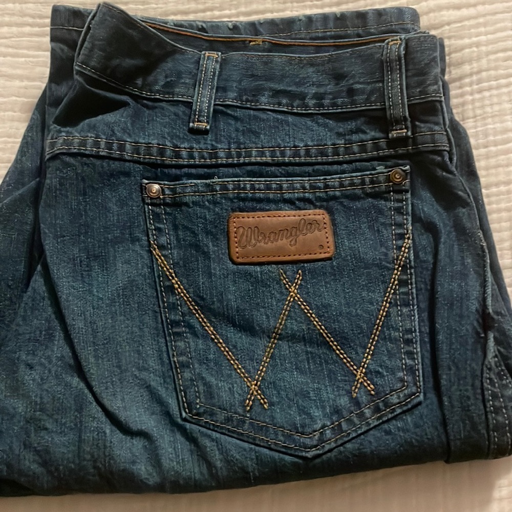 Wrangler retro relaxed boot cut jeans